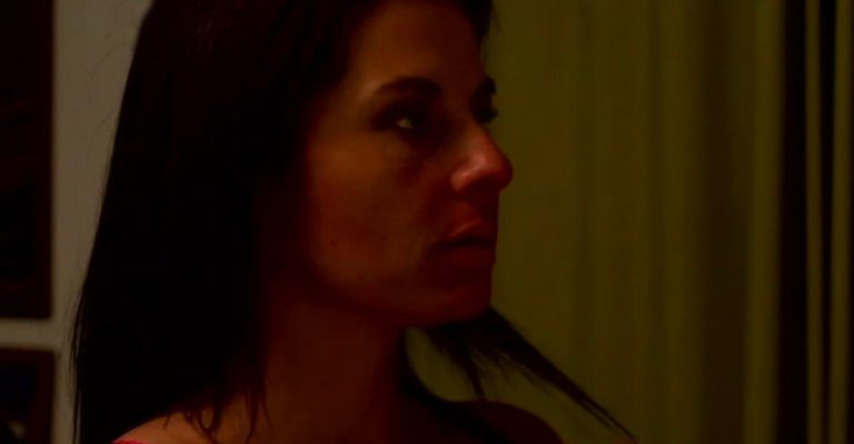 Busqué una familia de ensueño pero mi marido homosexual sólo quería dinero