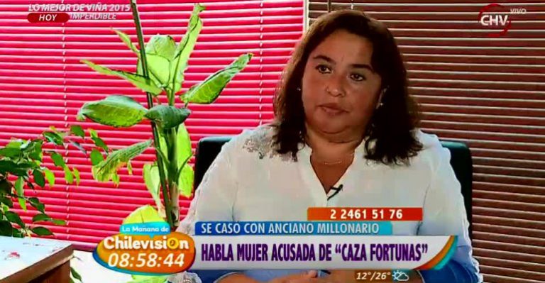 Mujer se casó con millonario anciano de 94 años y es acusada de 