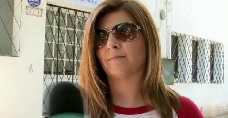 Scarleth Cárdenas deberá enfrentar al deslenguado Yerko Puchento