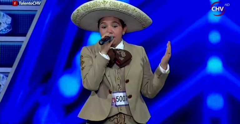 Zulema Celis sorprende con su potente voz al ritmo de las rancheras