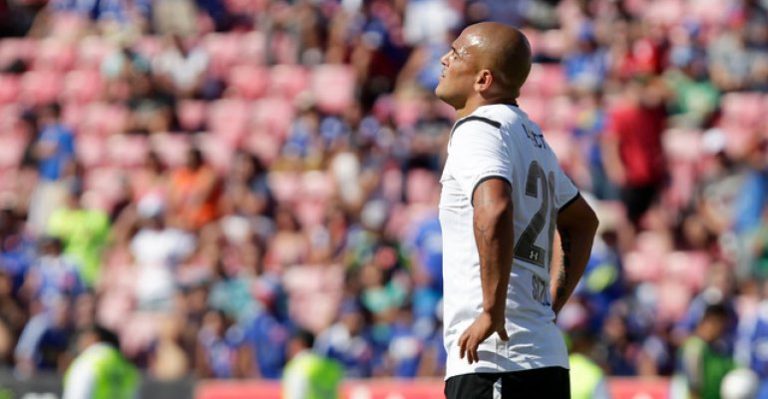 Chupete Suazo protagoniza lío de faldas entre su esposa y una amiga