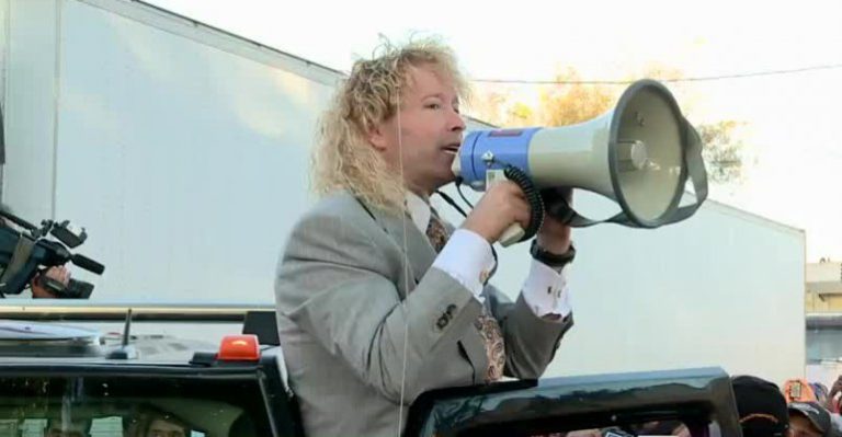 Leonardo Farkas agiganta su figura y suena como posible candidato presidencial