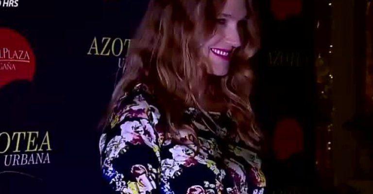 Famosos llegaron relajados y con estilo a topísimo evento