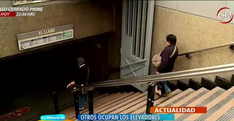 Alegan falta de ascensores en estaciones de Metro