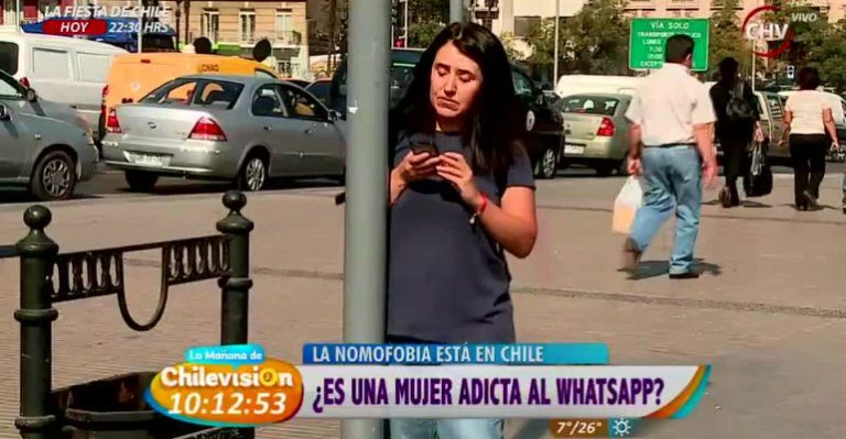 ¿Son las mujeres adictas al whatsapp?