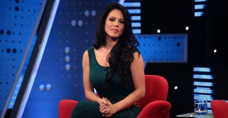 ¿Le sirve a las famosas bailar en un night club?