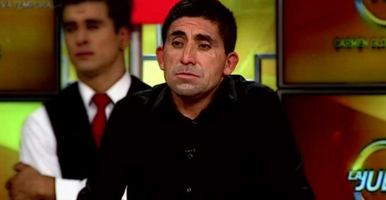 Quiero que me dé el divorcio, porque debo casarme con mi actual pareja