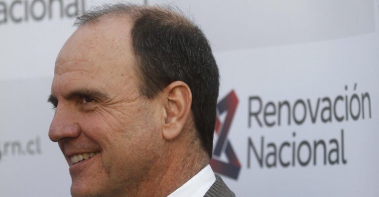 Monckeberg cierra las puertas a Velasco en la oposición: 