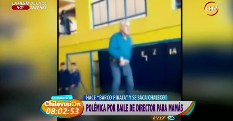 Encendido baile de director de colegio indignó a apoderados