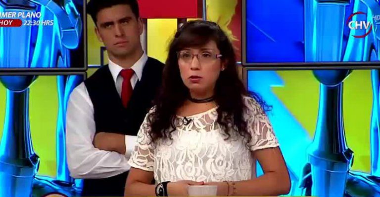 Padres enfrentados por pensión alimenticia y para que él visite a sus hijas más veces al mes - Parte 1