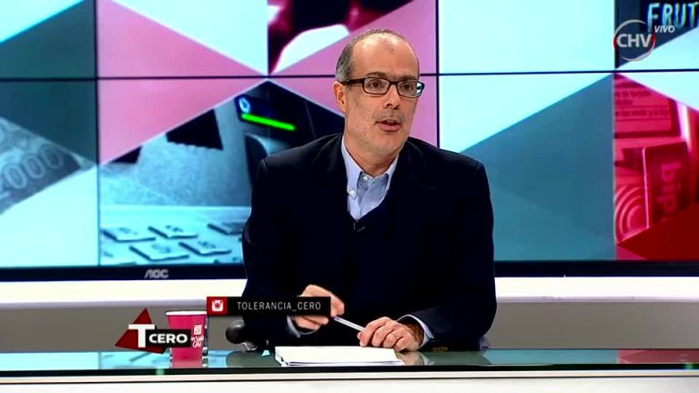 Comentarios de los panelistas y participación del ministro de Hacienda, Rodrigo Valdés