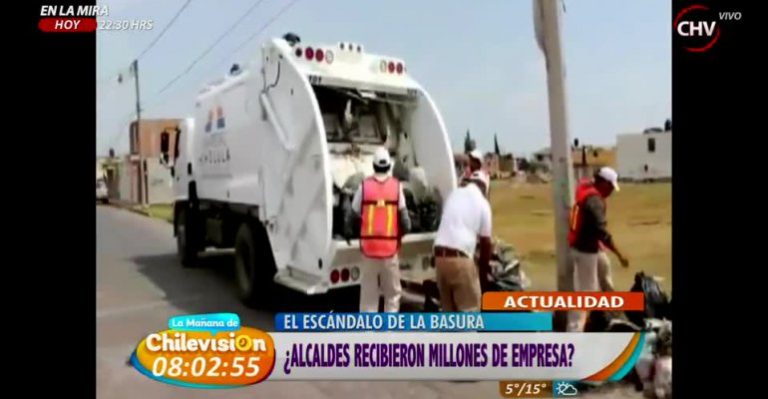 Alcaldes de Maipú y Cerro Navia están involucrados en escándalo de la basura