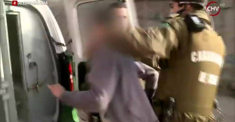 Carabineros realizó operativo para capturar a sujetos que habrían robado en local comercial