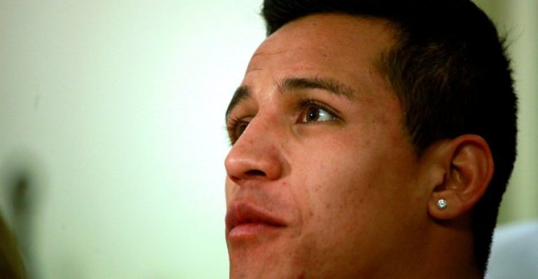 Alexis Sánchez y sus aptitudes ante las cámaras ¿será posible que realice una carrera en tv?