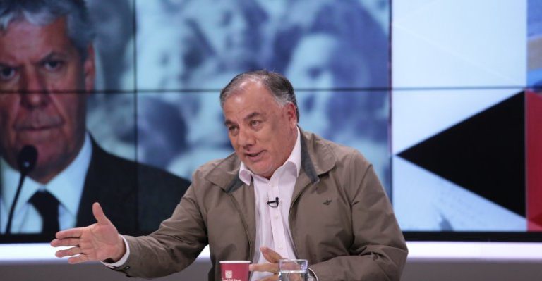 Osvaldo Andrade: Jamás me pagaron por hacer minutas