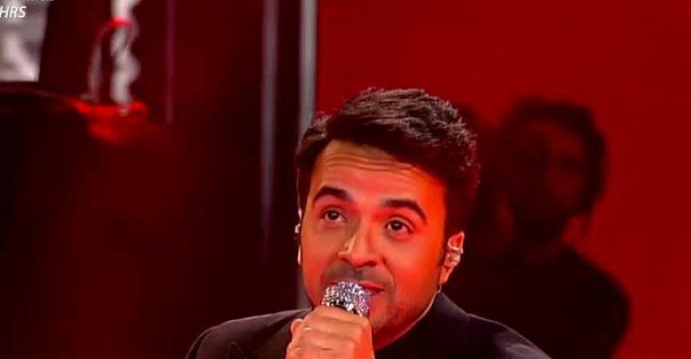 ¿Luis Fonsi seguirá una vida normal en Santiago si se encuentra con Kena Larraín?