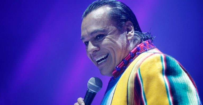 Hijo menor del cantante, Juan Gabriel gasta una fortuna en mujeres y alcohol