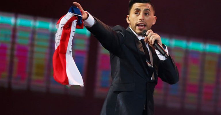 Kanela fue a ver cómo estaba su amigo Arturo Vidal tras el choque