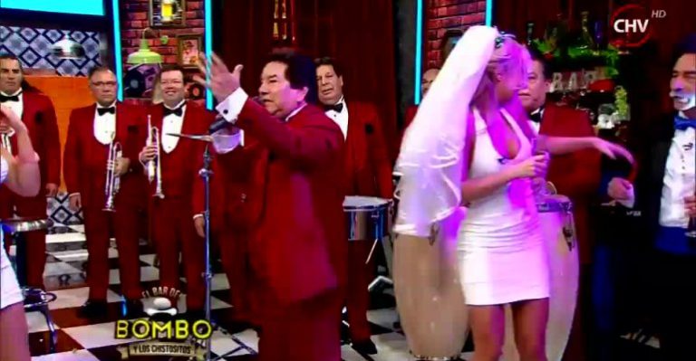 La Sonora de Tommy Rey hizo bailar al Bar del Bombo