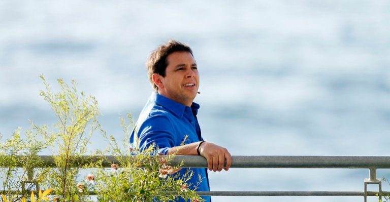 José Miguel Viñuela está enfocado en disfrutar del amor y su paternidad