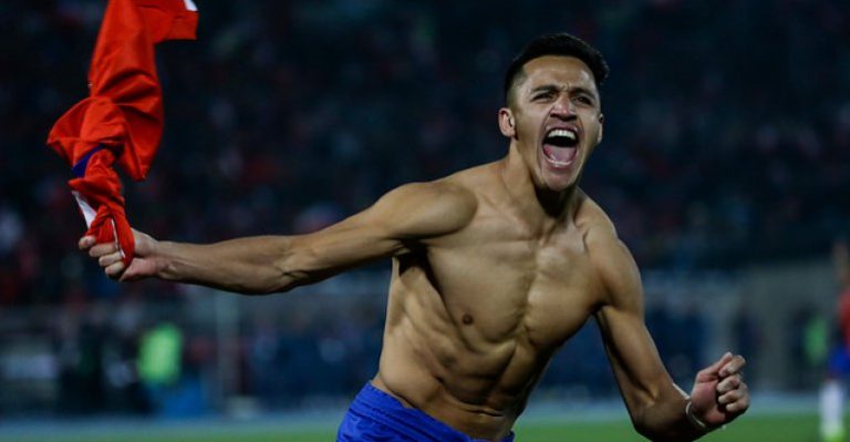 Alexis Sánchez realizó campeonato de fútbol y compartió con niños de Tocopilla