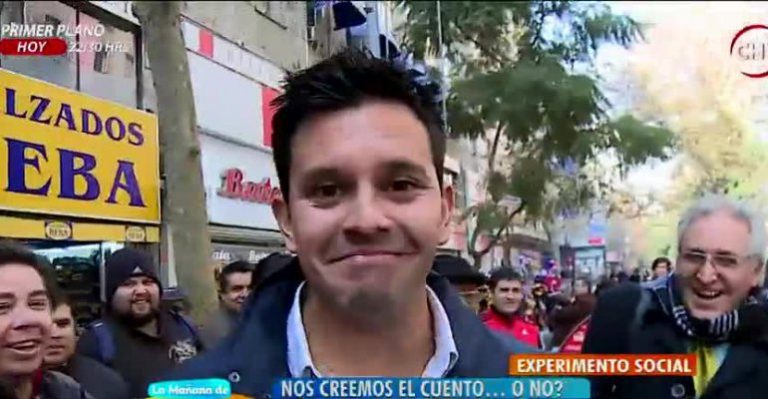 Periodista que se hizo pasar por argentino calentó el ambiente en el Paseo Ahumada