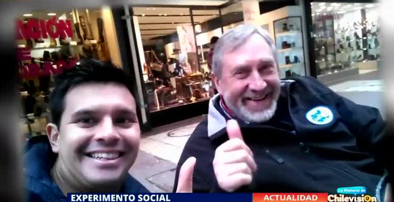 ¿Cómo reaccionarías si un desconocido te pide que mientas para que le salves el pellejo?