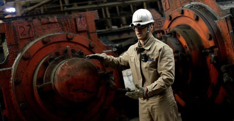 Se piensa que los chilenos trabajan muchas horas al día