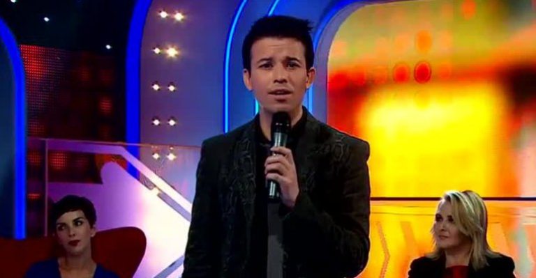 Luis Pedraza sorprendió interpretando en español tema de Richard Marx