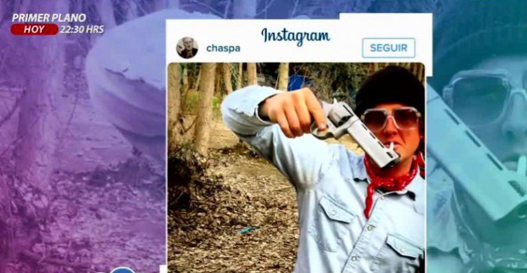 Impactante foto del Chispa con un arma crea revuelo en redes sociales
