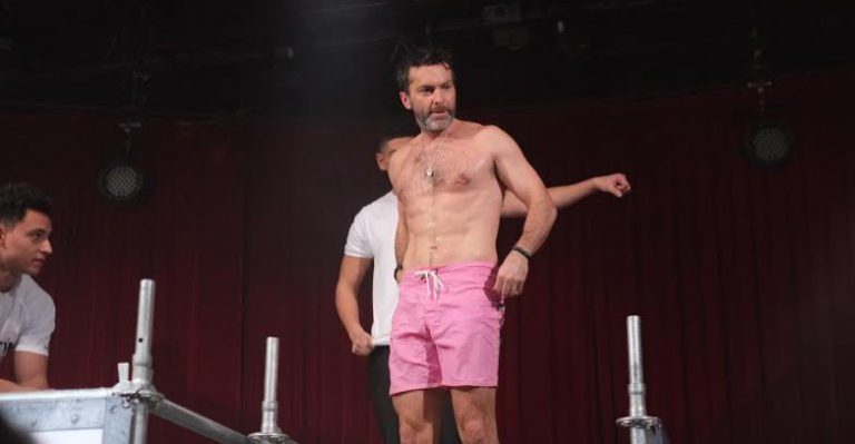 Cristián Sánchez cumplió con el desafío y lució su figura