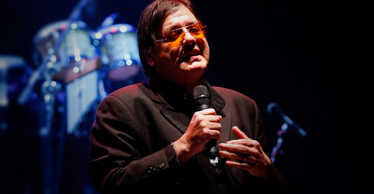 ¿La voz le juega una mala pasada a Zalo Reyes alejándolo de la TV?