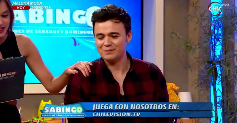 Mario Guerrero volvió al colegio con los niños de Sabingo