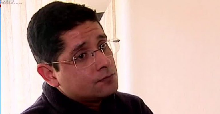 Cura falso engañaba a vecinos pidiéndoles dinero y haciéndose pasar por abogado