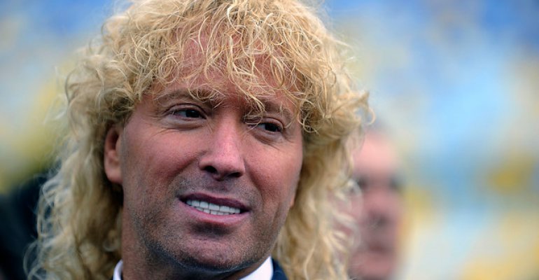 Leonardo Farkas agradece por Twitter a creador de cumbia en su honor