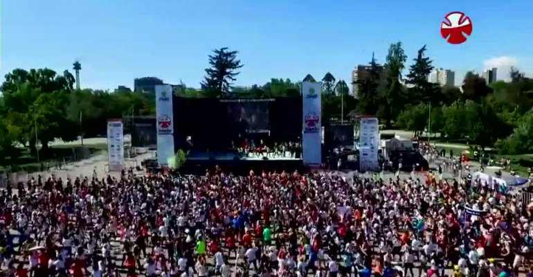 Zumbatón batió el record mundial en el Parque O’higgins