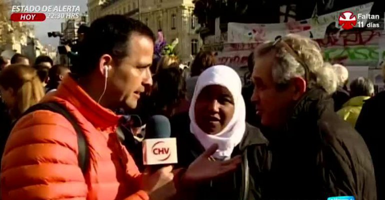 Iván Núñez conversó con chilenos y extranjeros en Paris tras los atentados ocurridos
