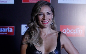 Carolina de Moras fue elegida como la mejor animadora en los Copihue de Oro 2015 - Parte 2