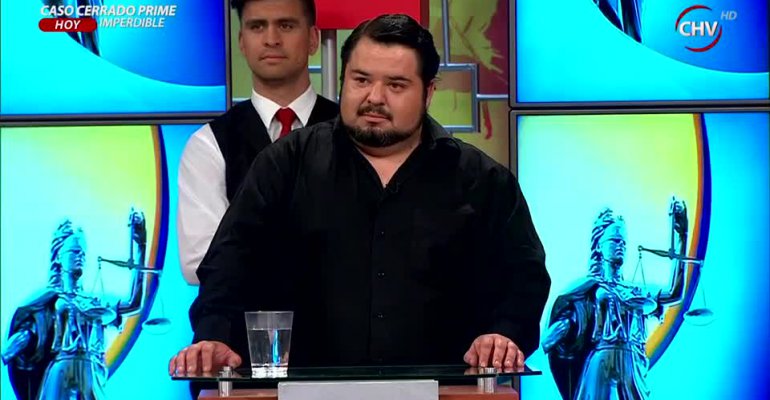 Luis le exige a su pareja que se la juegue por la relación y luche sus derechos - Parte 1