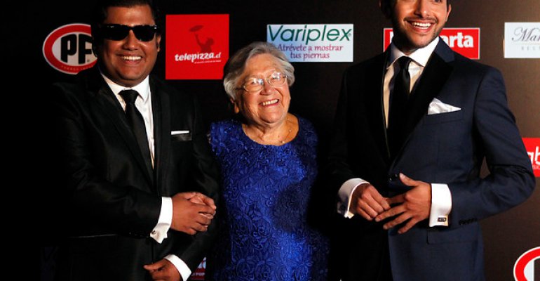 Revisa el lado B de estos Copihues de Oro 2015