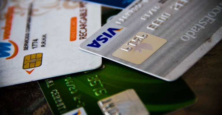 Mira el adelanto del estreno de Con el Agua al Cuello