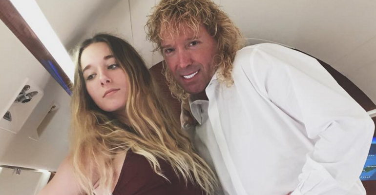 Hija de Leonardo Farkas causa furor por sus fotos en redes sociales