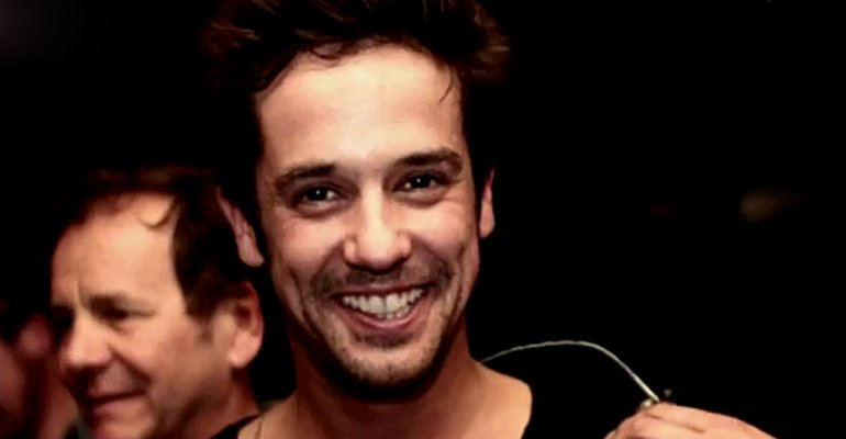 Matías Oviedo y otros tres actores fueron desvinculados de TVN