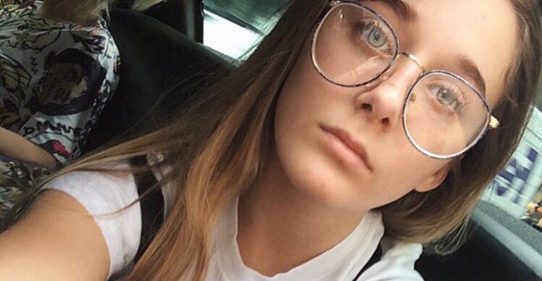 Hija de Farkas fue increpada en la calle por llevar una falda muy corta