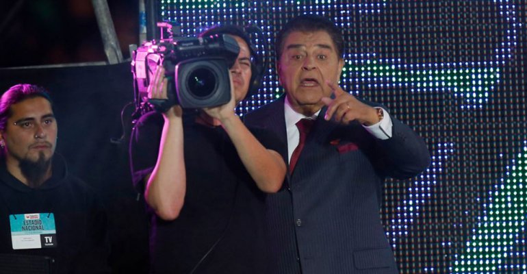 Biógrafa de Don Francisco acusó censura a su libro