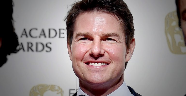 Cirujanos analizaron rostro hinchado de Tom Cruise