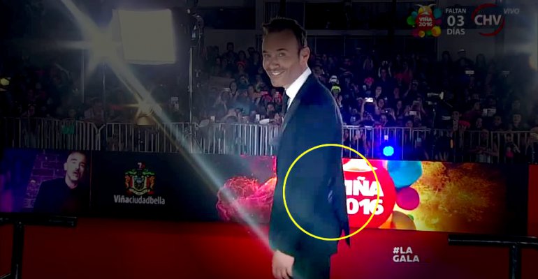 Jordi Castell se presentó con traje negro pero con un problema - Parte 2