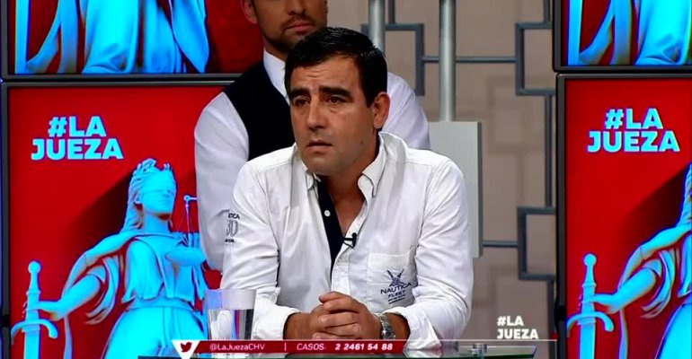 Francisco exige a Victoria el divorcio y el cambio de apellido de su hija