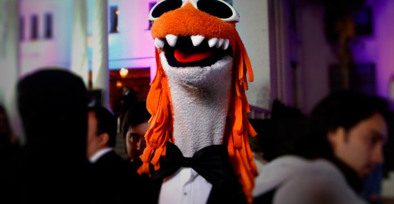 Murdock indignado por venta de copia peruana del muñeco