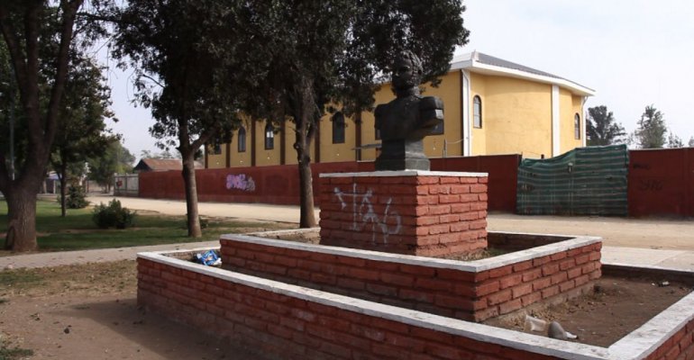 Plaza de Armas de Paine se encuentra en venta por CEMA